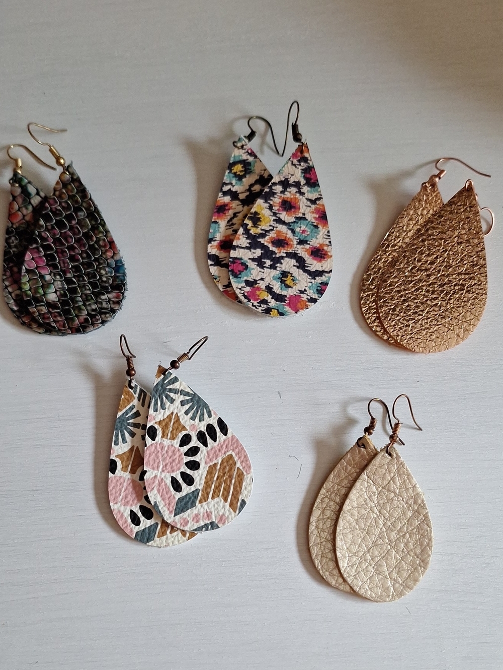Women's Teardrop Leather Earrings - Floral & Metallic Styles